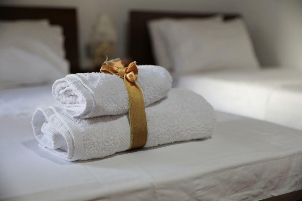 Guest House Mikel เบราท ภายนอก รูปภาพ